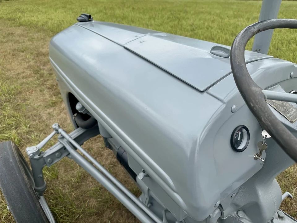 1944 Ford Tractor - Image 30 of 31