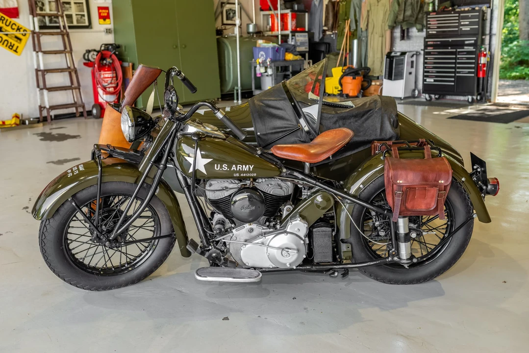 1944 Indian Chief - Image 2 of 31