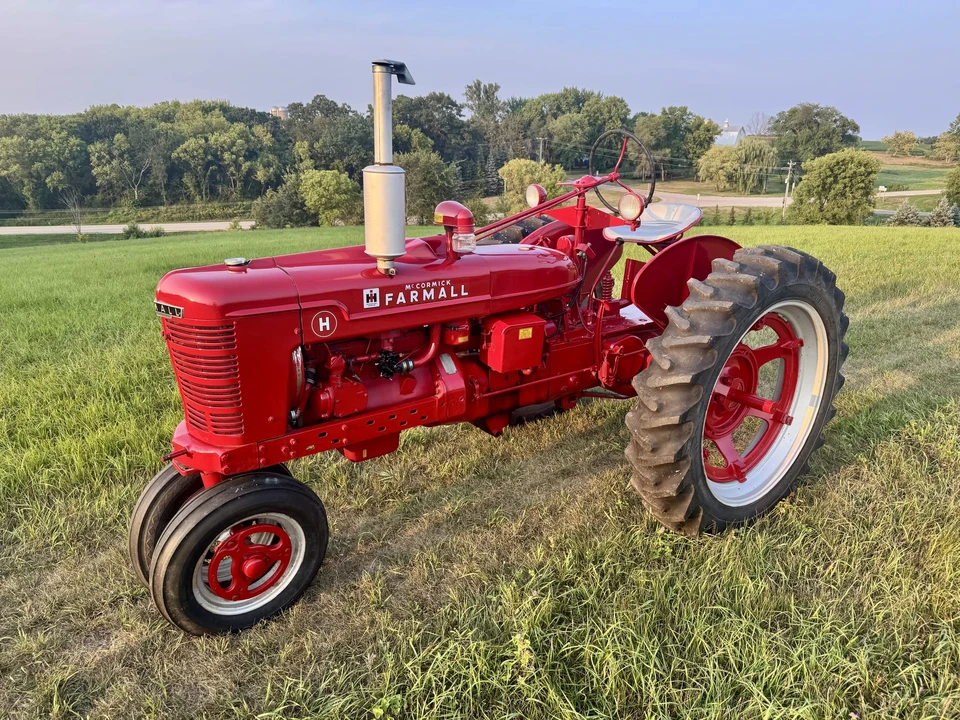 1944 McCormick - Image 2 of 31
