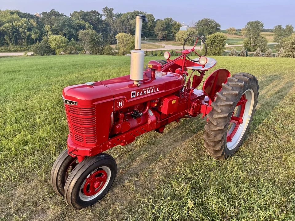 1944 McCormick - Image 3 of 31