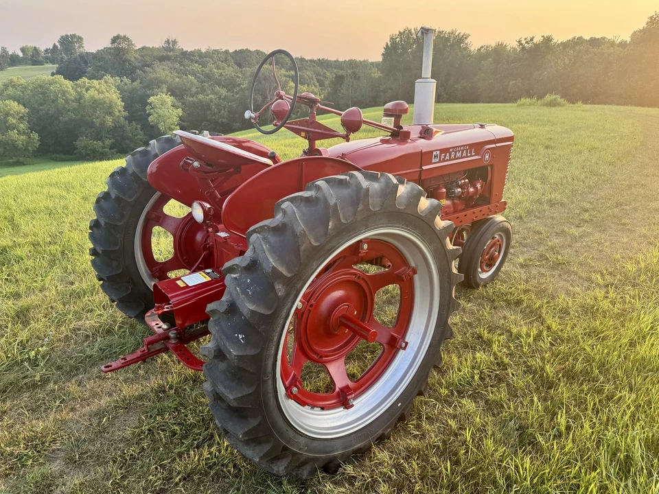 1944 McCormick - Image 11 of 31