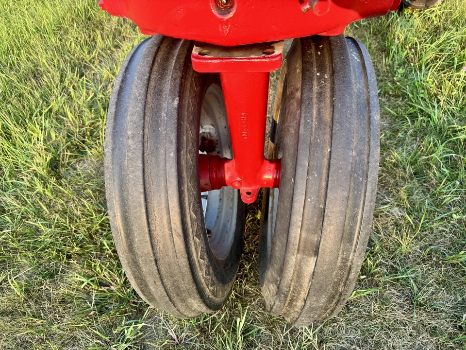 1944 McCormick - Image 20 of 31