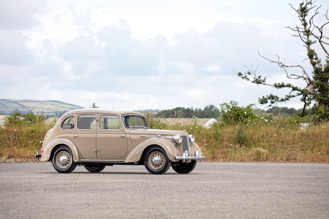 1945 Austin - Image 4 of 31