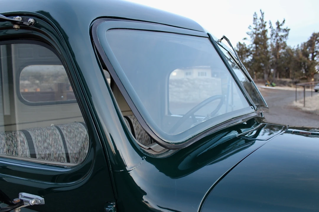 1945 Chevrolet AK Series - Image 14 of 31