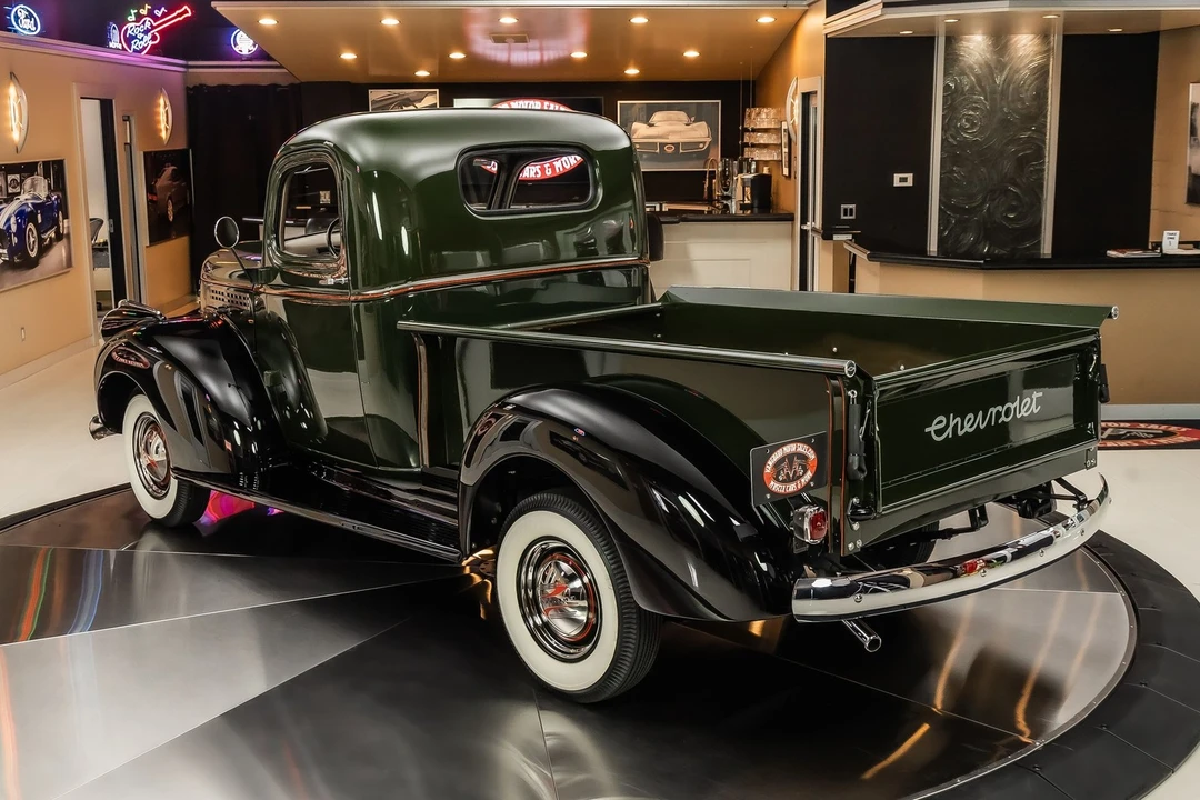 1945 Chevrolet AK Series - Image 18 of 21