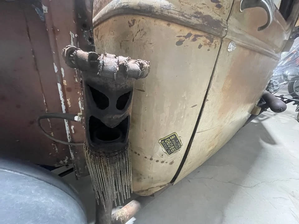 1945 Chevrolet AK Series - Image 6 of 18