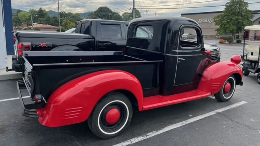 1945 Dodge T/V/W Series - Image 10 of 16
