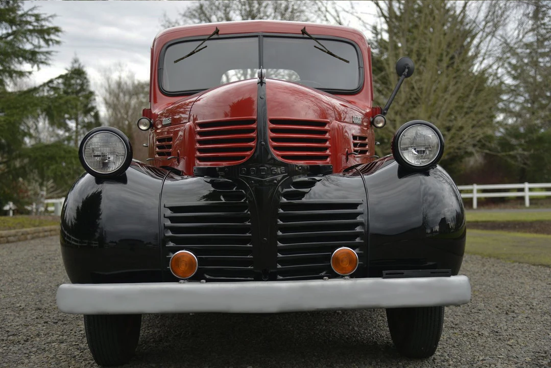 1945 Dodge T/V/W Series - Image 15 of 31