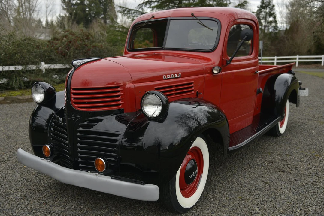 1945 Dodge T/V/W Series - Image 2 of 31