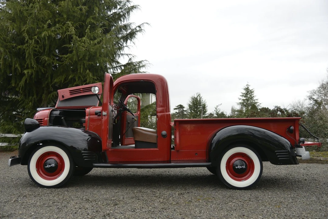 1945 Dodge T/V/W Series - Image 5 of 31