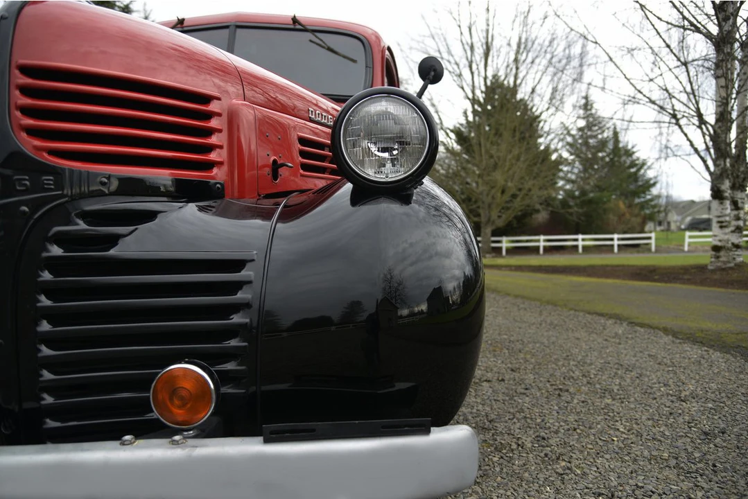 1945 Dodge T/V/W Series - Image 18 of 31