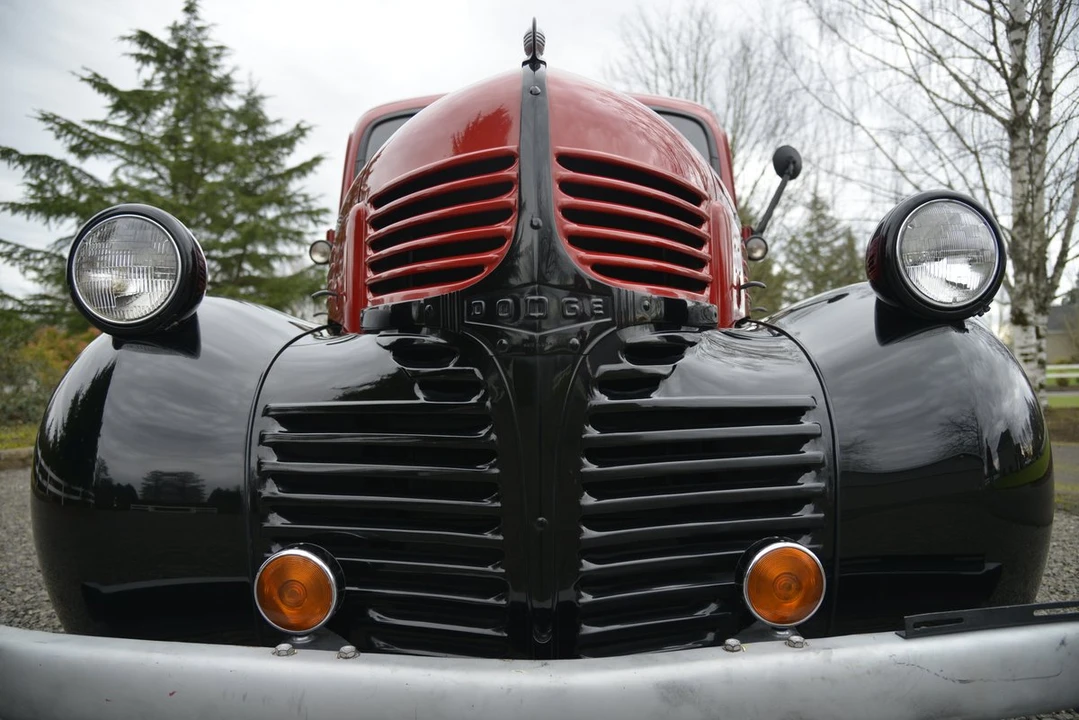 1945 Dodge T/V/W Series - Image 17 of 31