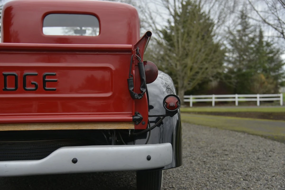 1945 Dodge T/V/W Series - Image 21 of 31