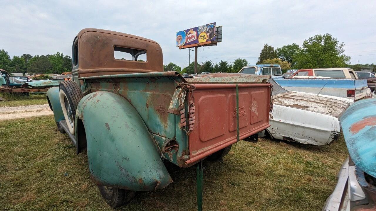 1945 Ford Pickup (1940-1947) - Image 4 of 12