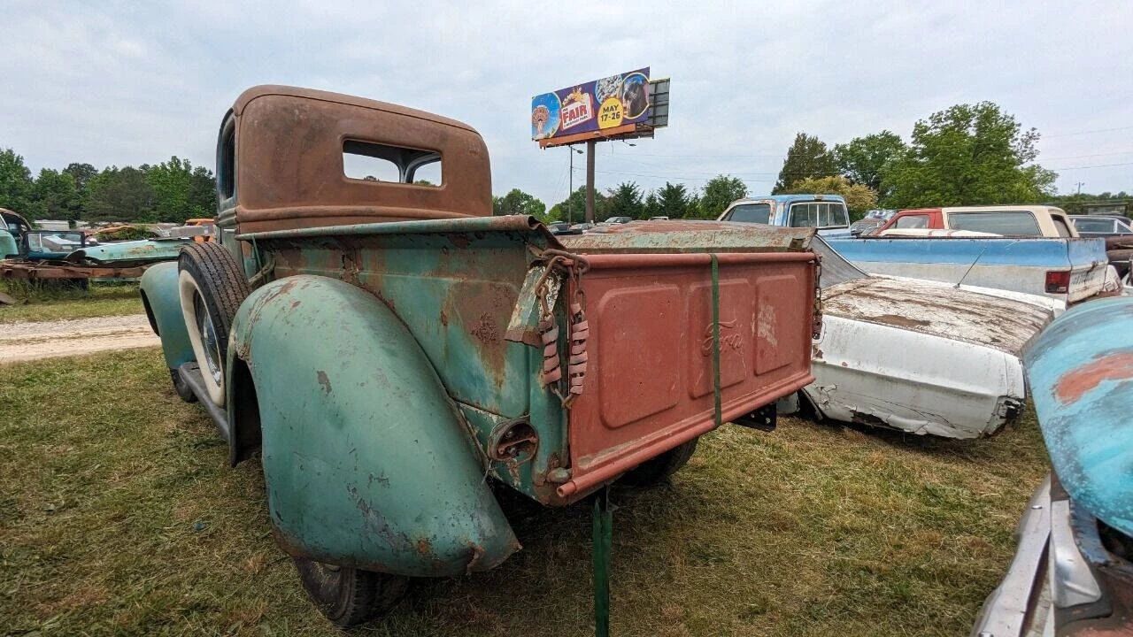 1945 Ford F-Series - Image 4 of 17