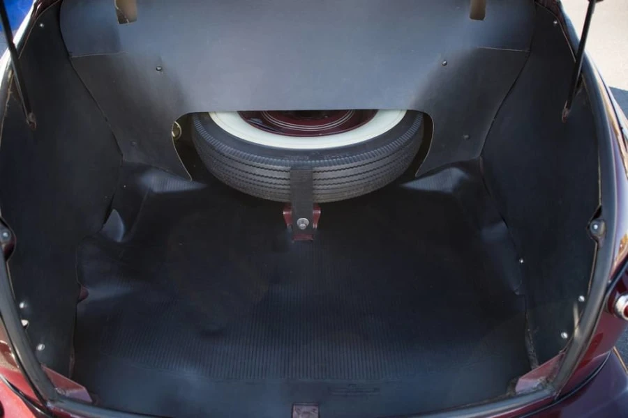 1945 Ford Standard & Deluxe & Super Deluxe - Image 6 of 11