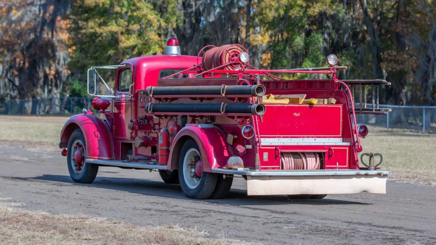 1945 Mack - Image 3 of 20