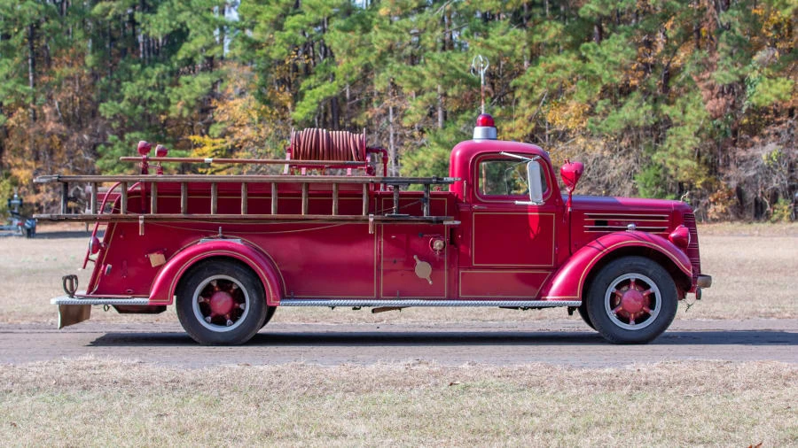 1945 Mack - Image 8 of 20