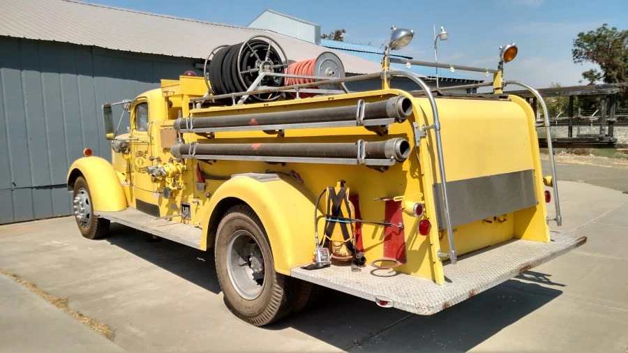 1945 Mack - Image 2 of 7