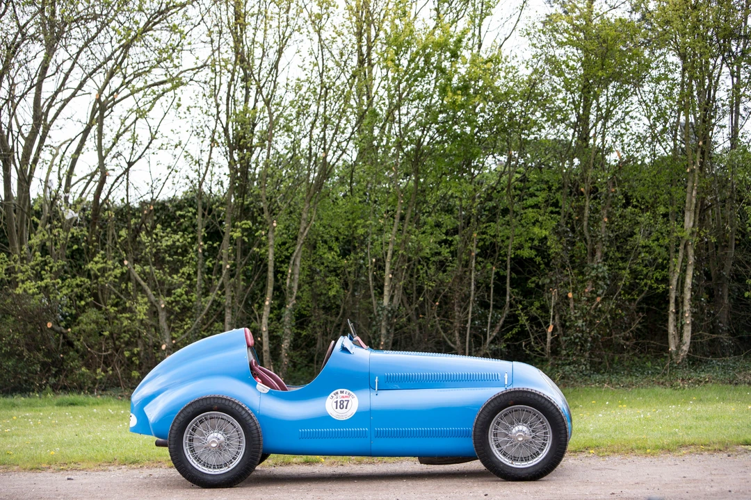 1946 Bugatti - Image 9 of 31