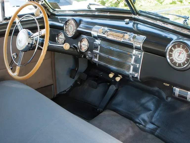 1946 Buick Roadmaster - Image 14 of 23