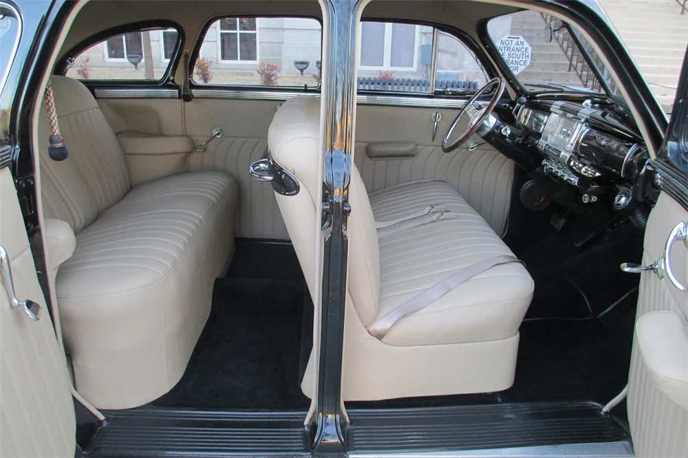 1946 Chrysler New Yorker - Image 4 of 6