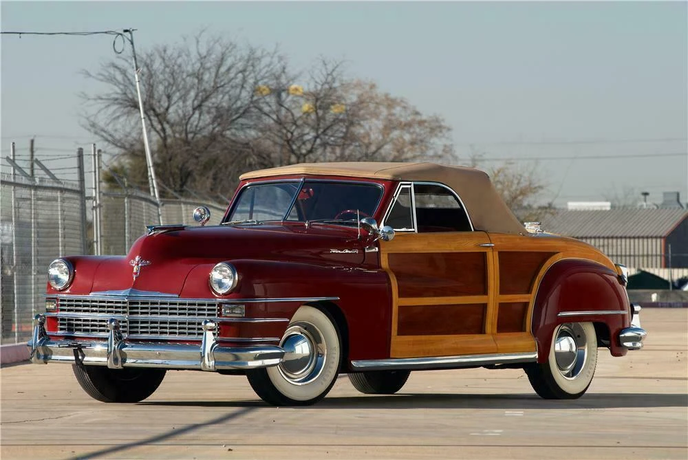 1946 Chrysler Town & Country - Image 2 of 4