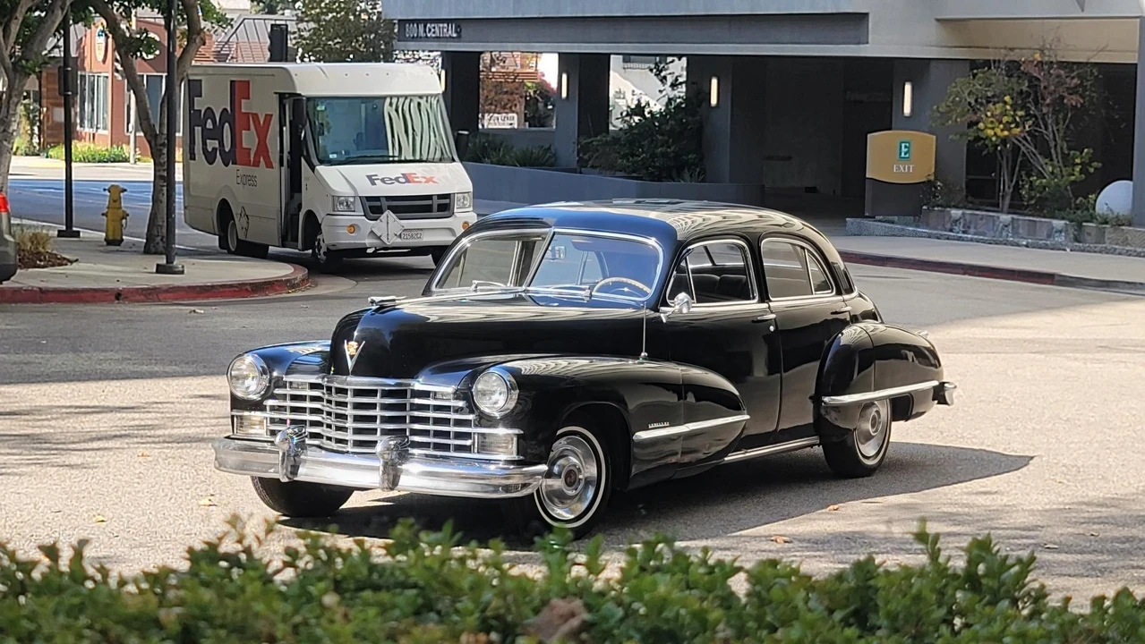 1946 Cadillac Sixty Special - Image 2 of 31