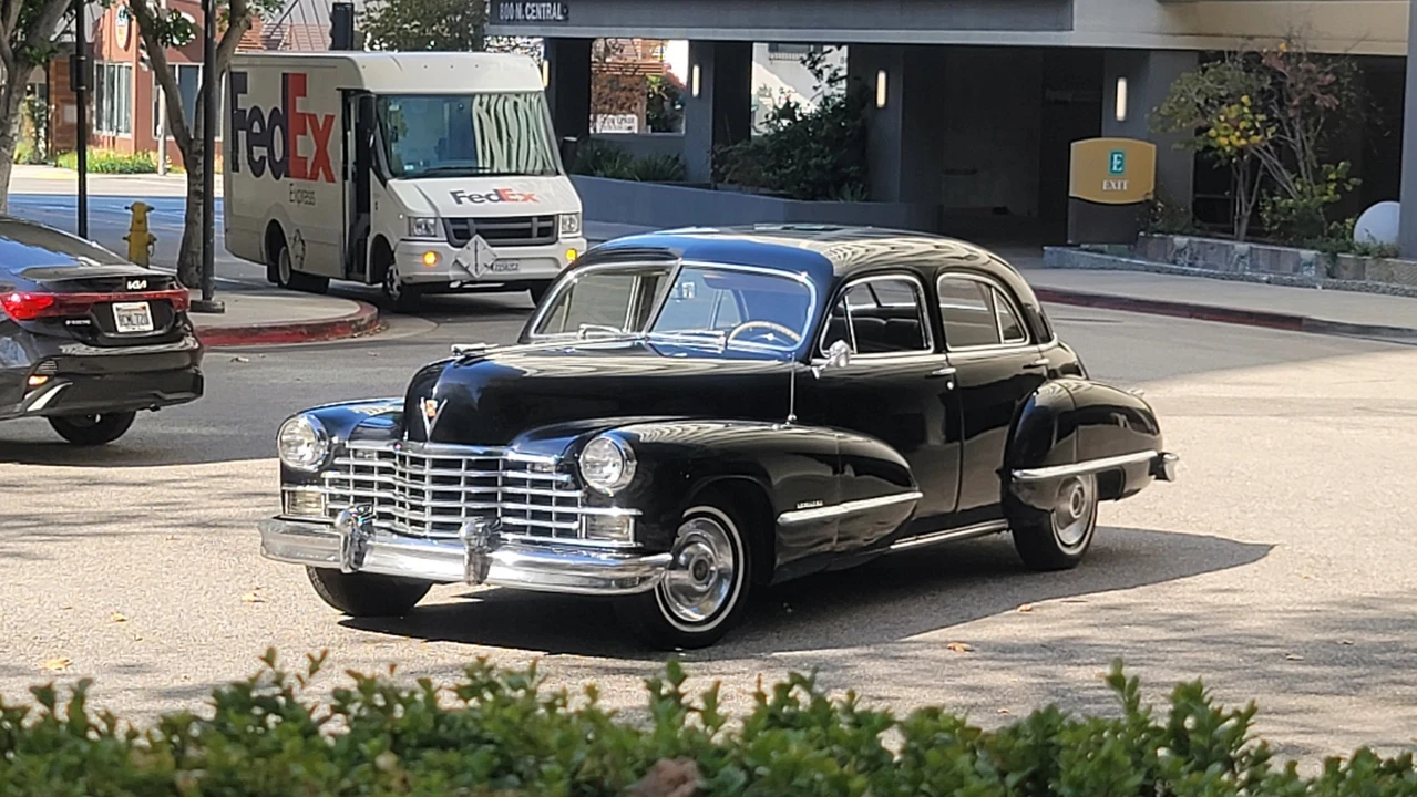 1946 Cadillac Sixty Special - Image 3 of 31