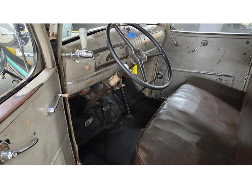 1946 Chevrolet Stylemaster & Fleetmaster & Fleetline - Image 8 of 31