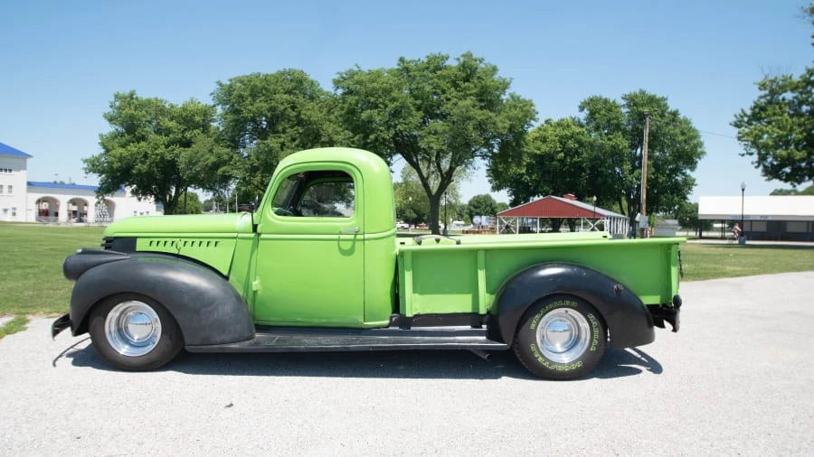 1946 Chevrolet Stylemaster & Fleetmaster & Fleetline - Image 9 of 15