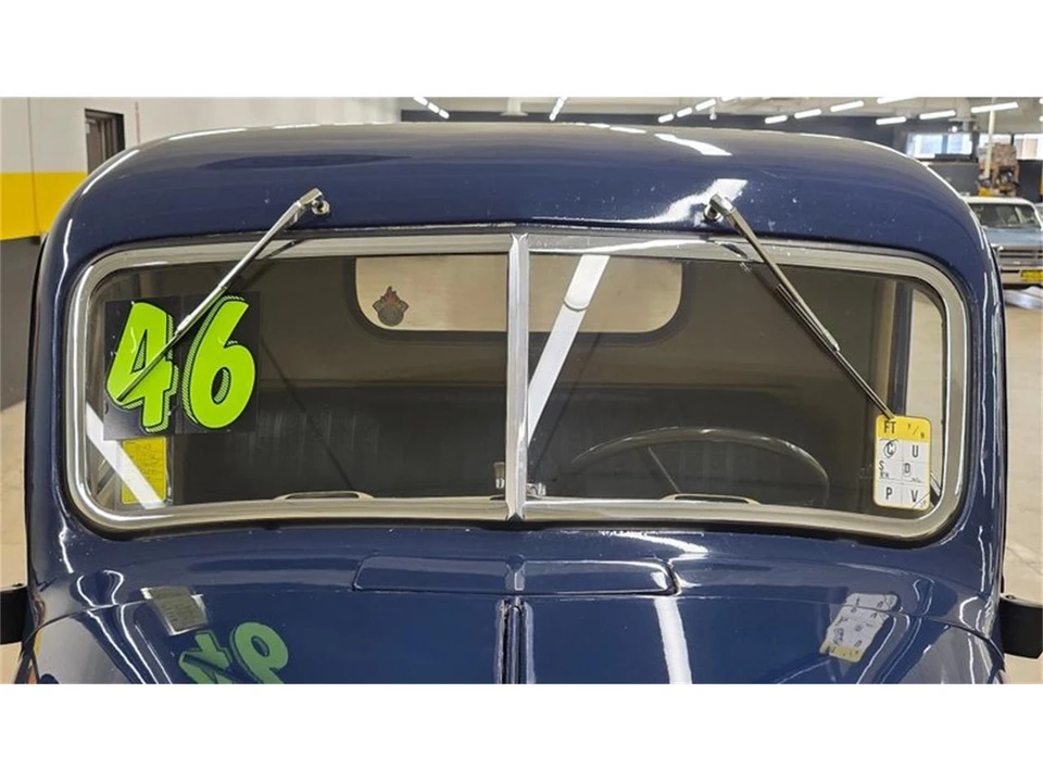 1946 Chevrolet Stylemaster & Fleetmaster & Fleetline - Image 16 of 31