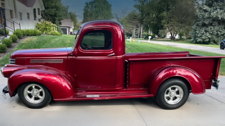 1946 Chevrolet Advance Design - Image 2 of 12