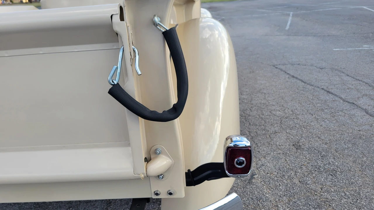1946 Chevrolet AK Series - Image 18 of 31