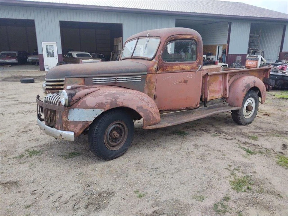 1946 Chevrolet Stylemaster & Fleetmaster & Fleetline - Image 2 of 15