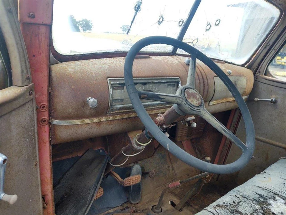 1946 Chevrolet Stylemaster & Fleetmaster & Fleetline - Image 10 of 15