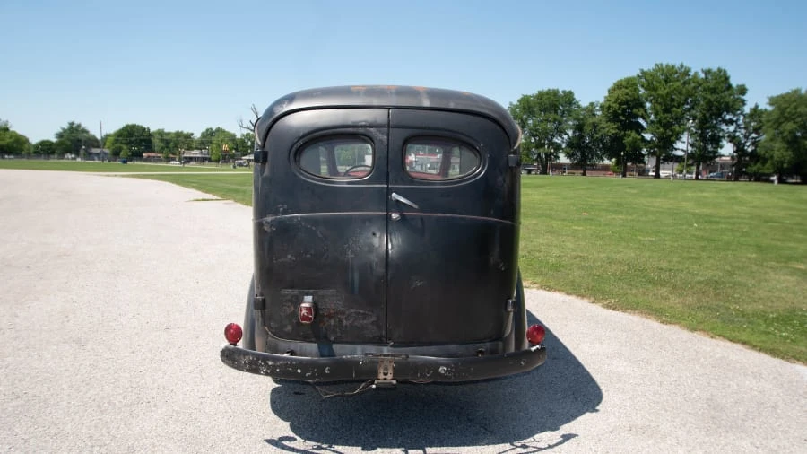 1946 Chevrolet Stylemaster & Fleetmaster & Fleetline - Image 4 of 10