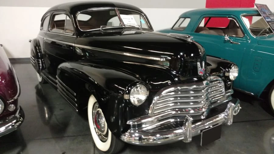 1946 Chevrolet Stylemaster & Fleetmaster & Fleetline - Image 2 of 3