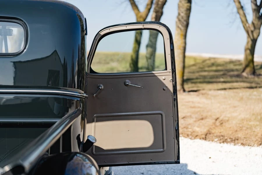 1946 Chevrolet AK Series - Image 30 of 31