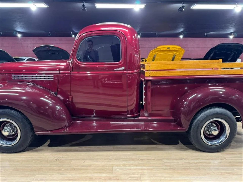 1946 Chevrolet Stylemaster & Fleetmaster & Fleetline - Image 3 of 31