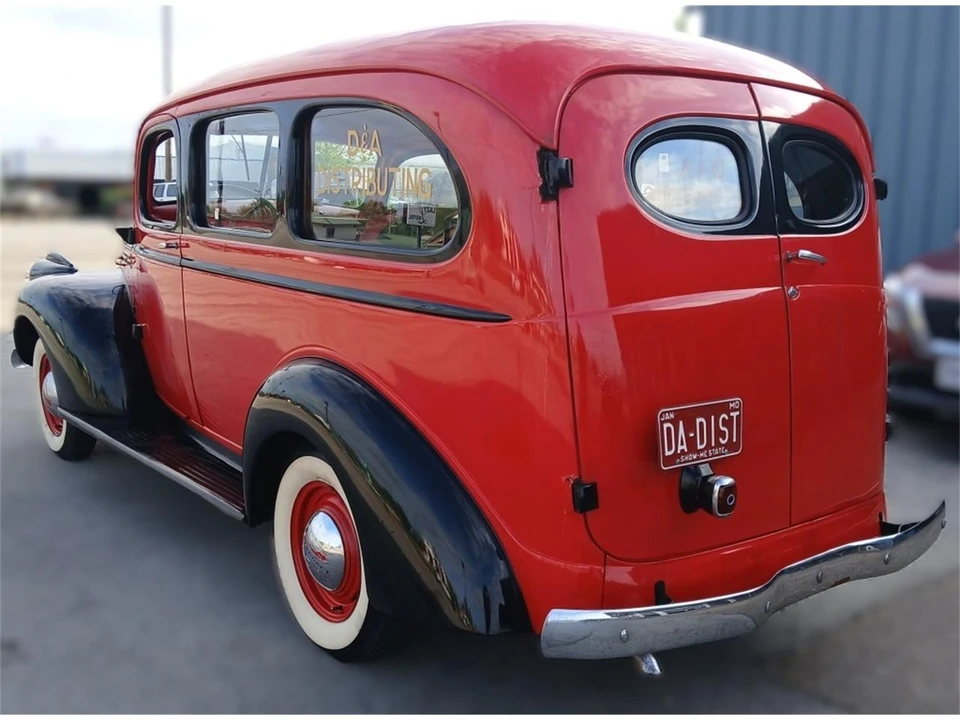 1946 Chevrolet Carryall Suburban 2nd Gen - Image 4 of 28
