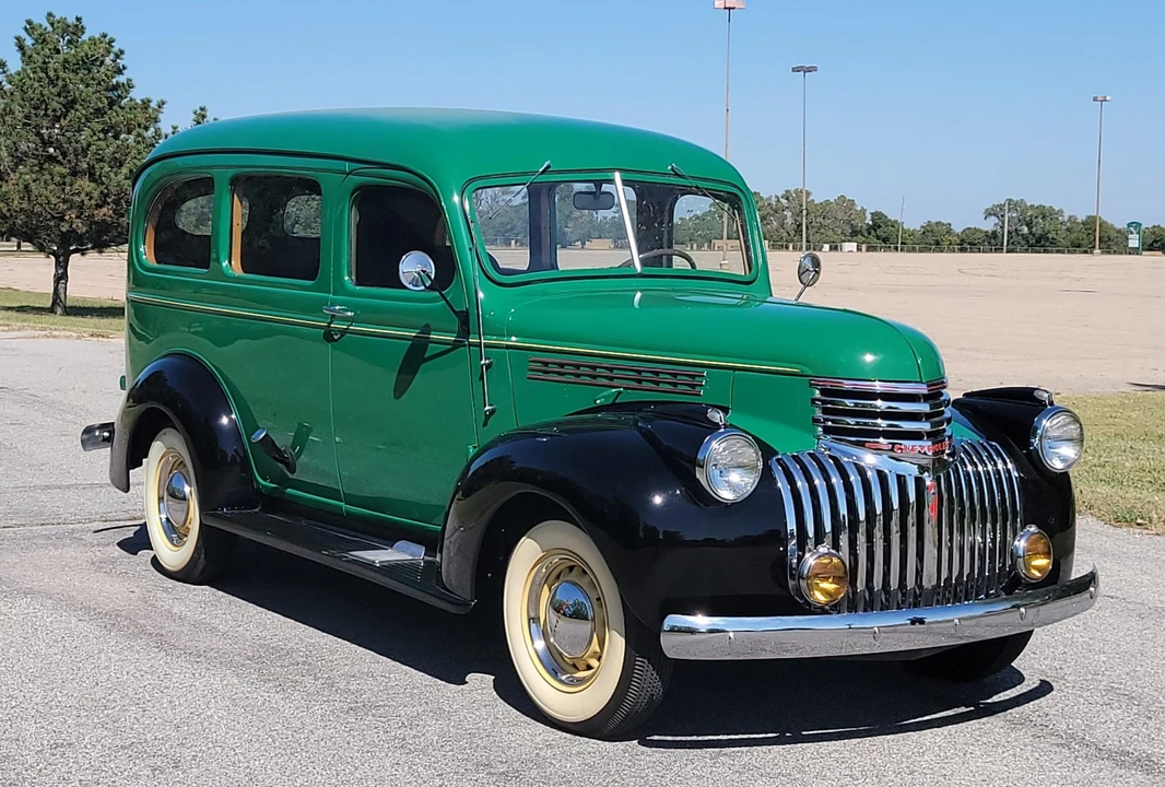 1946 Chevrolet Carryall Suburban 2nd Gen - Image 4 of 31