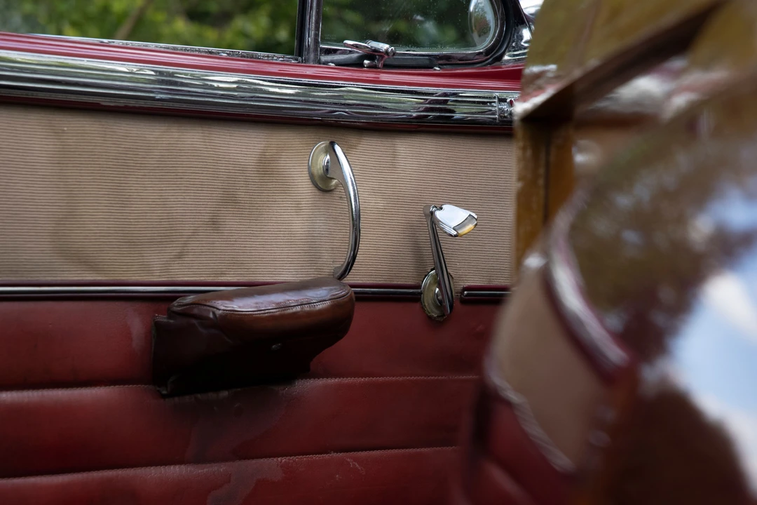1946 Chrysler New Yorker - Image 13 of 31