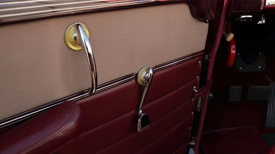 1946 Chrysler Town & Country - Image 21 of 23