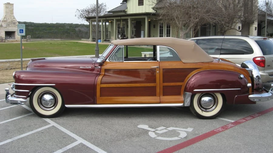 1946 Chrysler Town & Country - Image 2 of 7