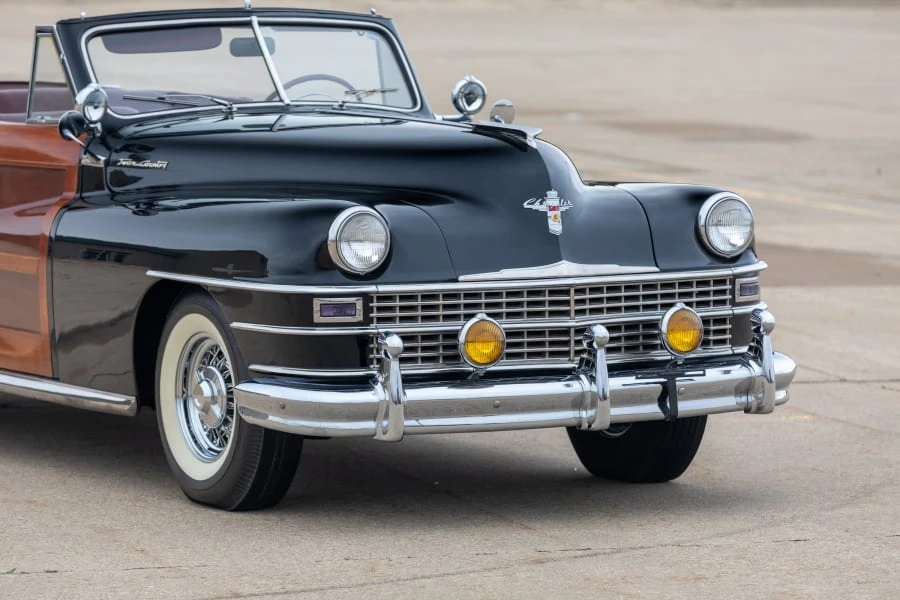 1946 Chrysler Town & Country - Image 6 of 15