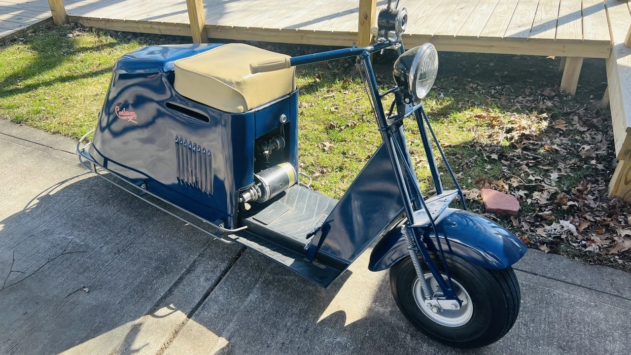 1946 Cushman - Image 4 of 21