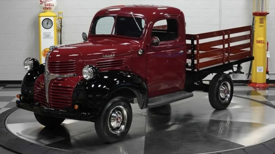1946 Dodge T/V/W Series - Image 11 of 11