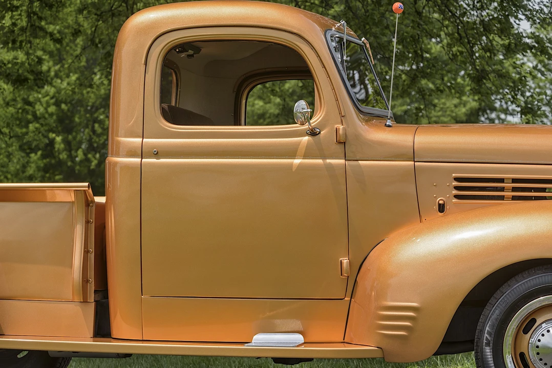 1946 Dodge T/V/W Series - Image 30 of 31