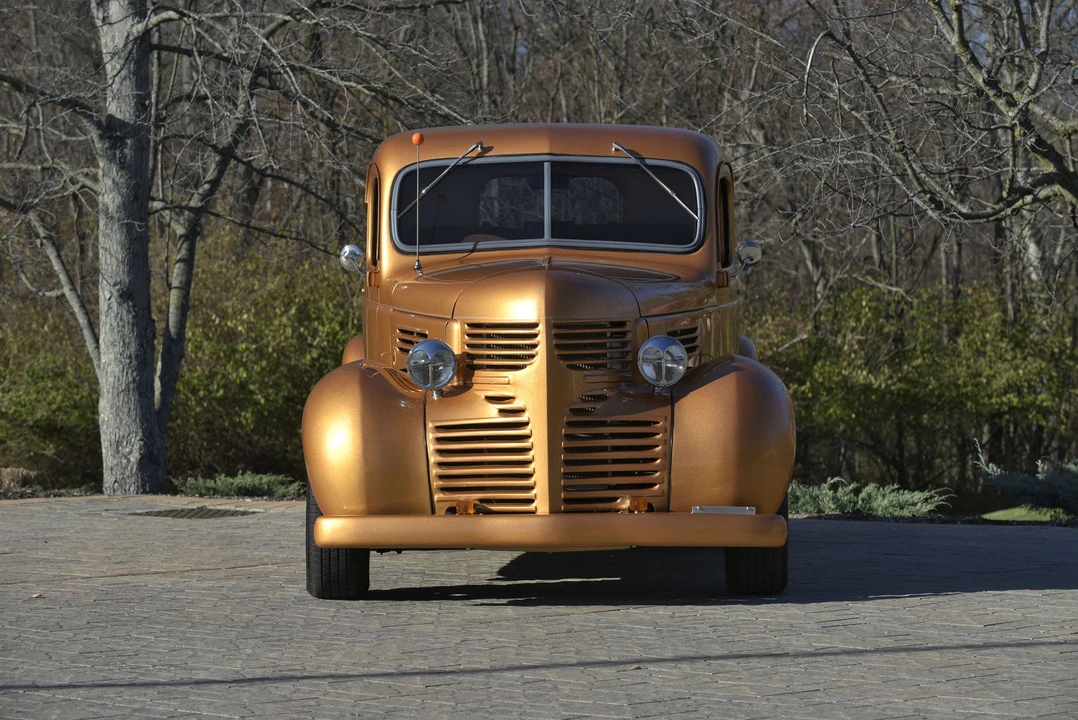 1946 Dodge T/V/W Series - Image 2 of 31